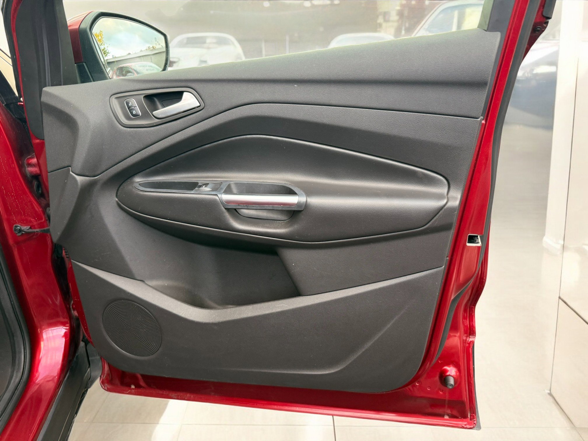 Used 2017 Ford Escape SE image 21