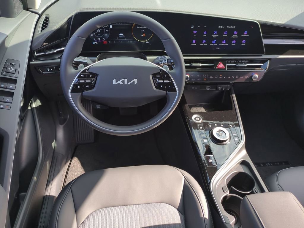 New 2026 Kia Niro Wind FWD image 20