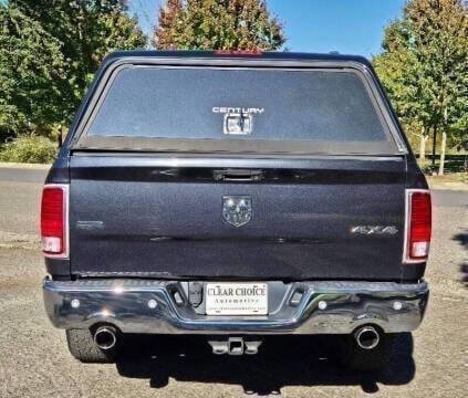 Used 2015 RAM 1500 Laramie w/ Convenience Group image 9