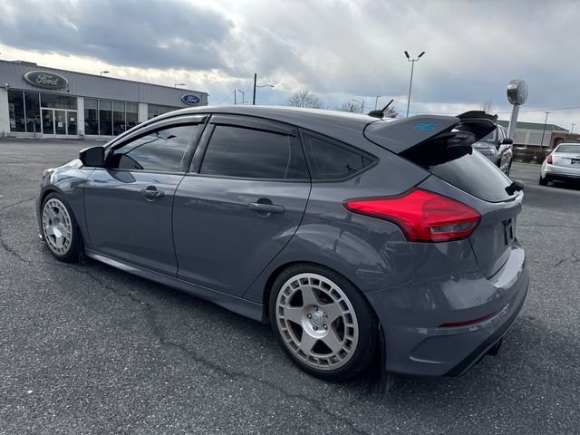 Used 2017 Ford Focus RS image 3