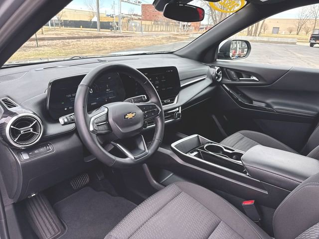 Used 2025 Chevrolet Equinox LT image 10