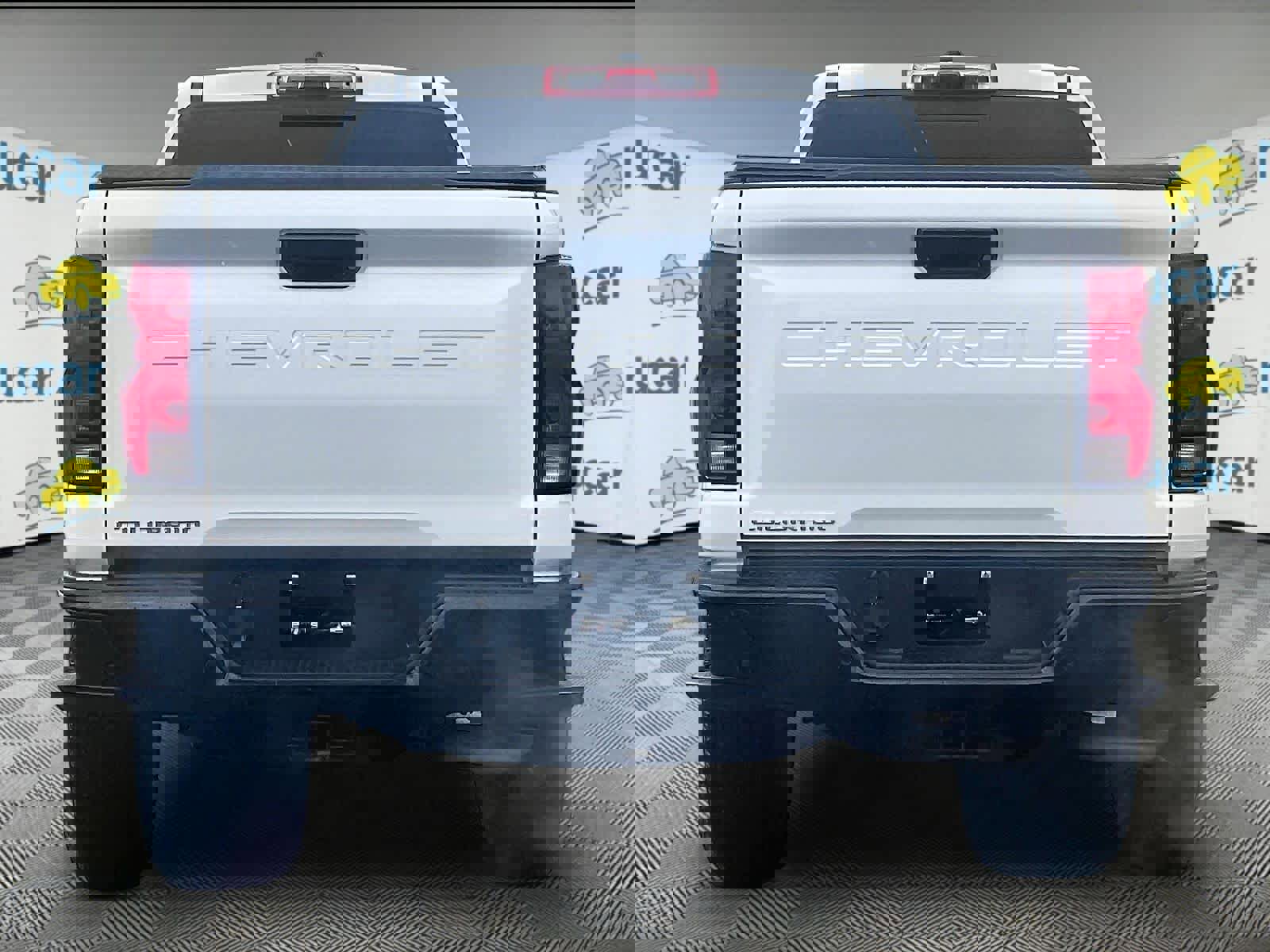 Used 2024 Chevrolet Colorado Z71 w/ Z71 Convenience Package 2 image 5