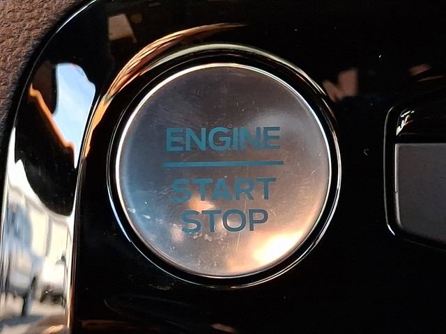 Certified 2023 Ford Escape ST-Line Elite w/ Premium Technology Package image 22