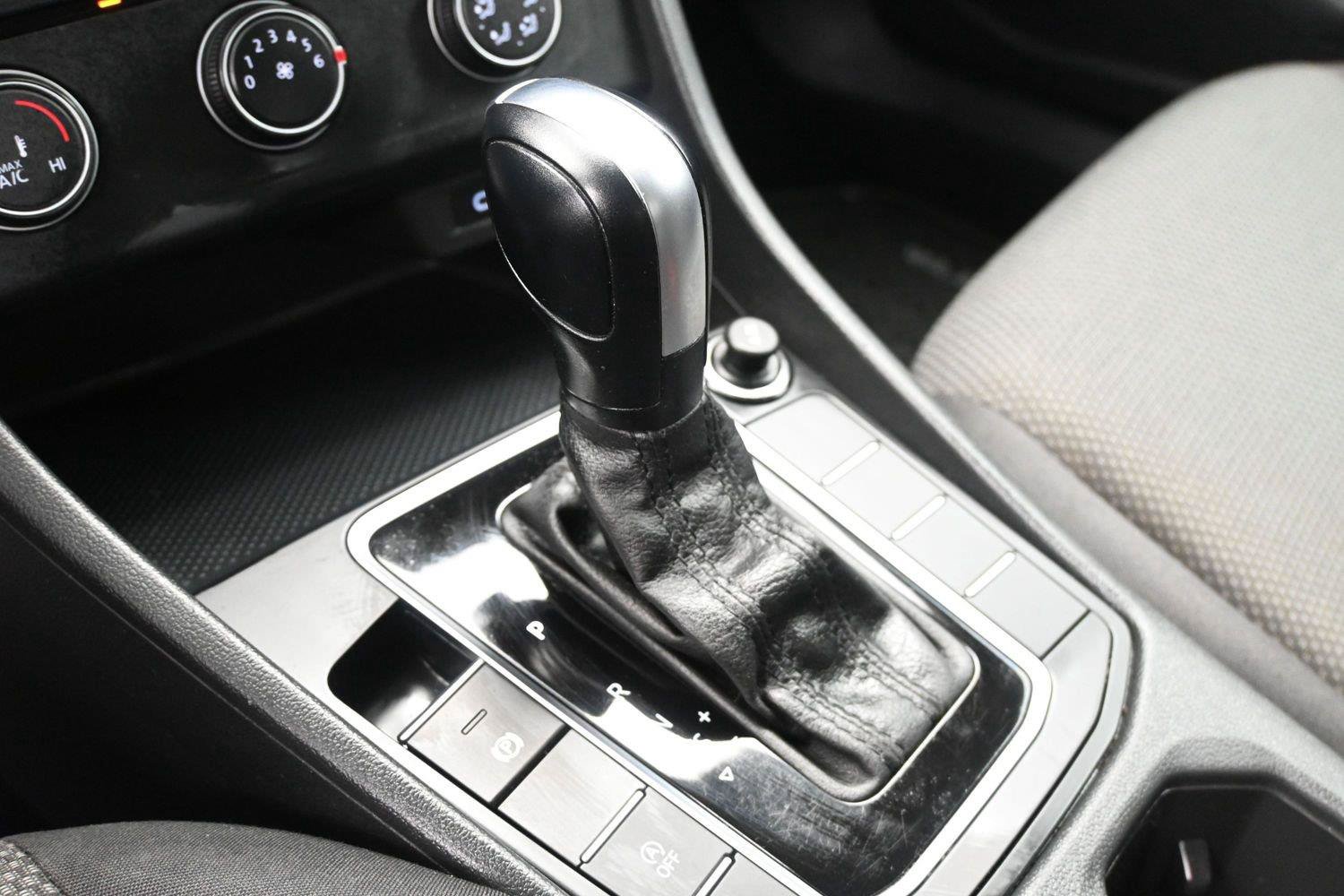 Certified 2020 Volkswagen Jetta S FWD image 5