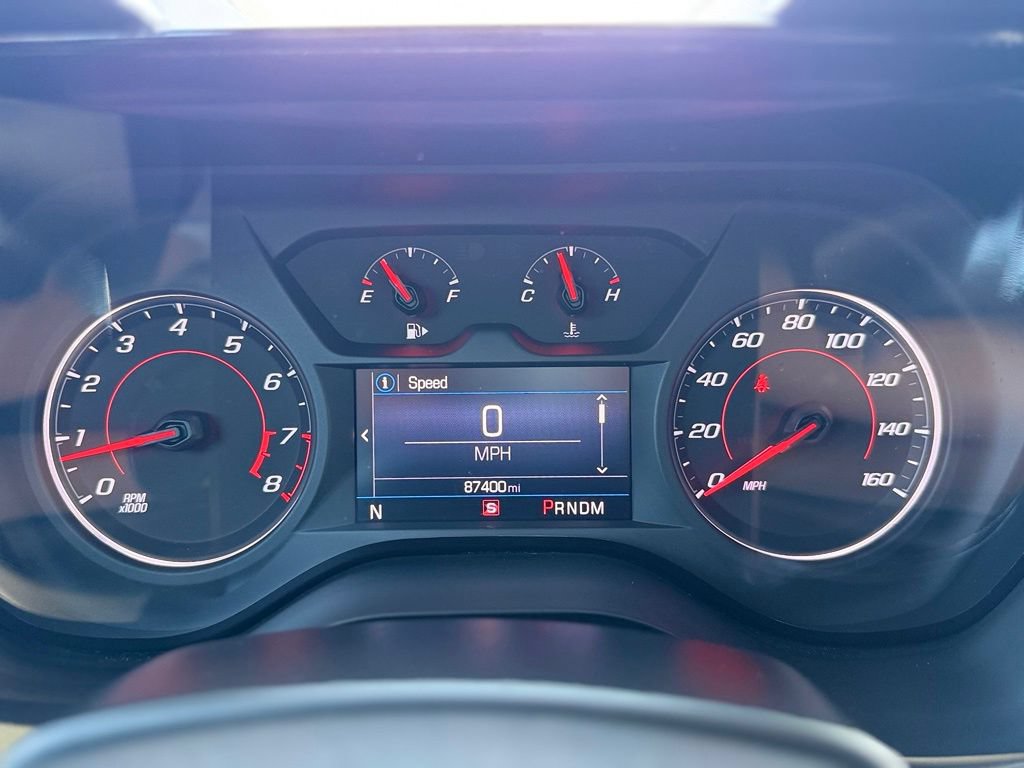 Used 2019 Chevrolet Camaro LT RWD image 16