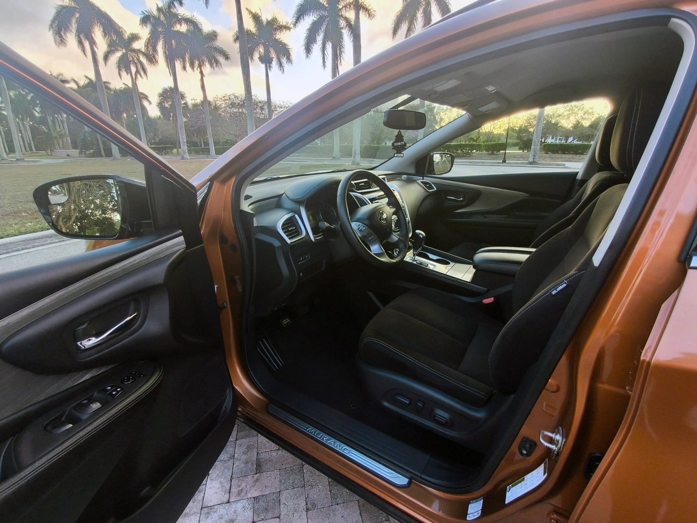 Used 2015 Nissan Murano SV image 10