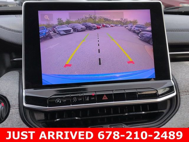 Used 2024 Jeep Compass Latitude image 21