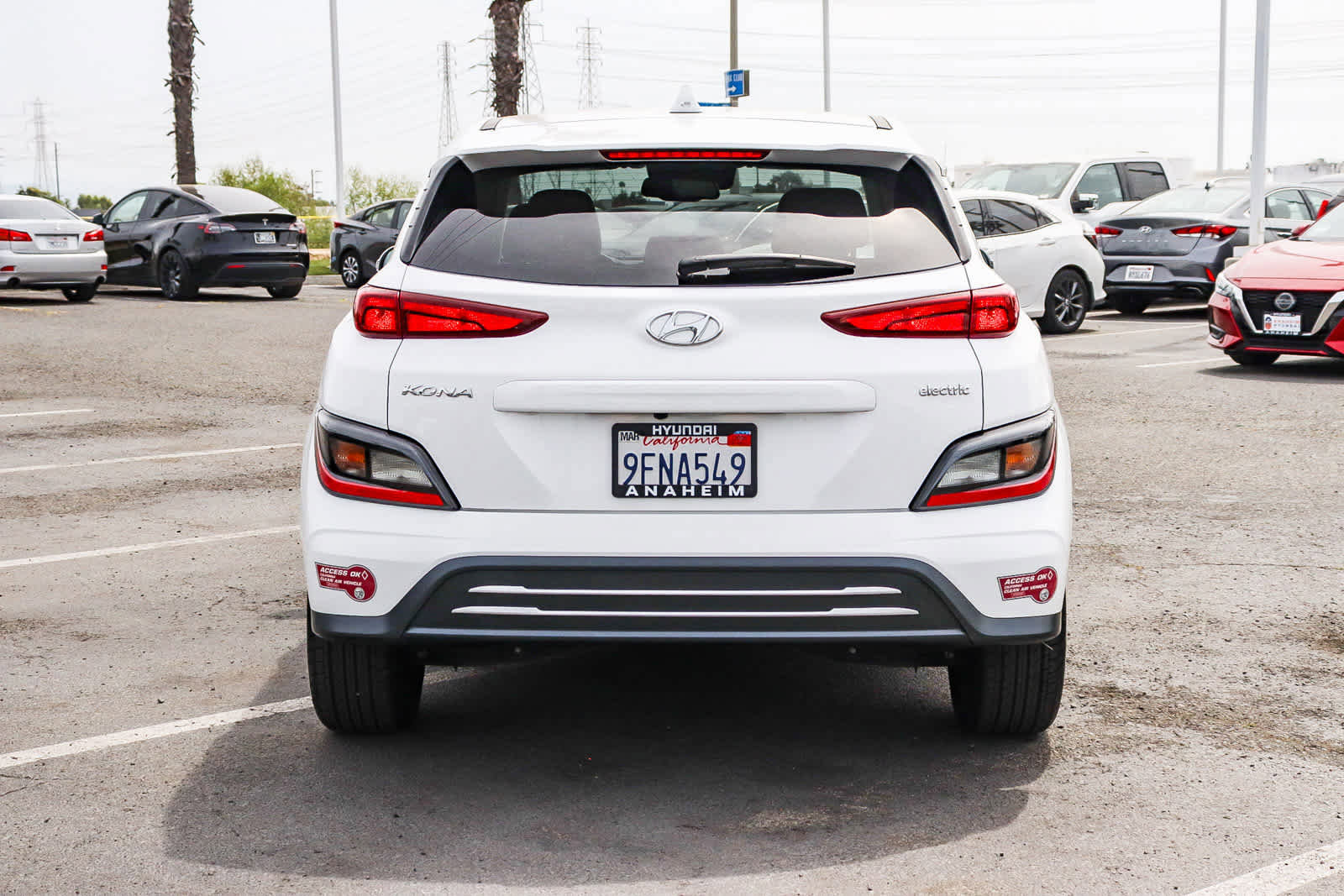 Used 2023 Hyundai Kona SE image 7