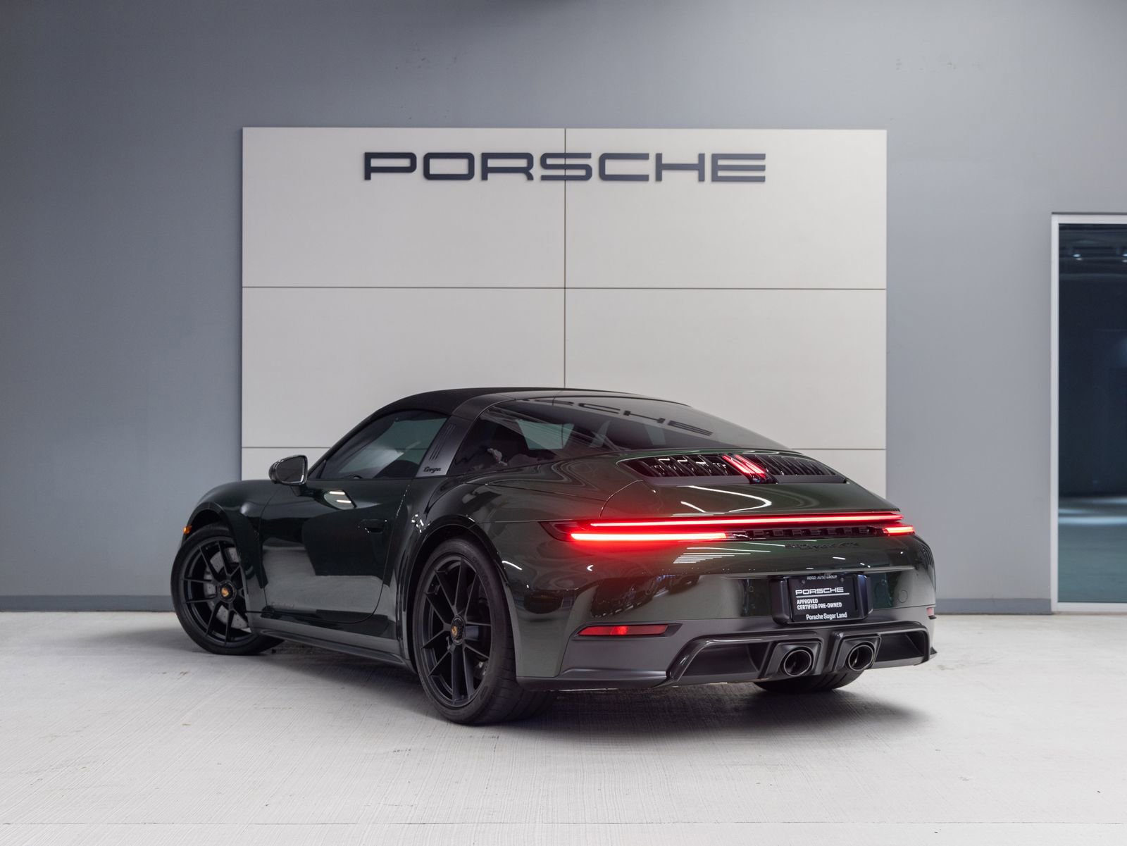 Certified 2026 Porsche 911 Targa 4 GTS image 3