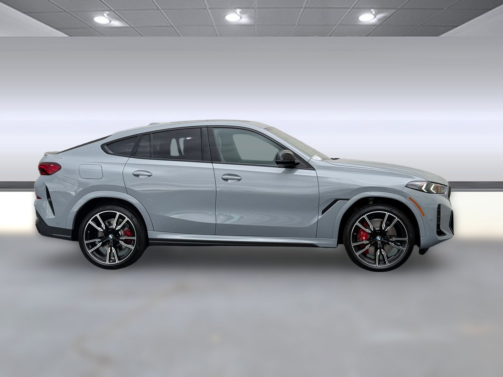 New 2026 BMW X6 M60i image 7