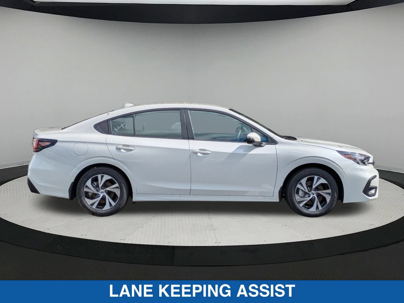 Certified 2025 Subaru Legacy Premium AWD/4WD image 2