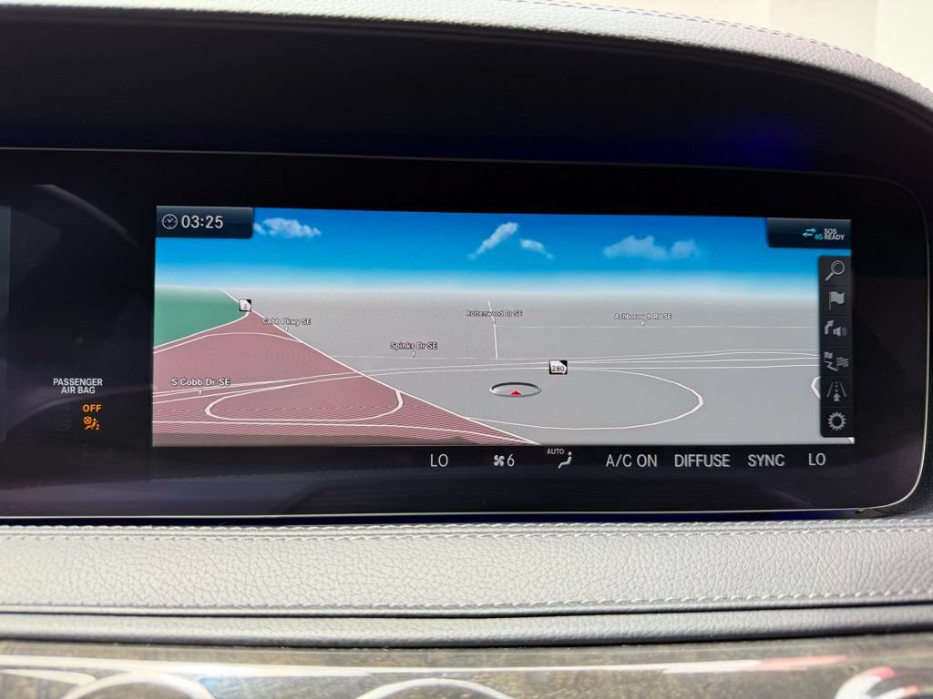 Used 2019 Mercedes-Benz S 560 Sedan image 20