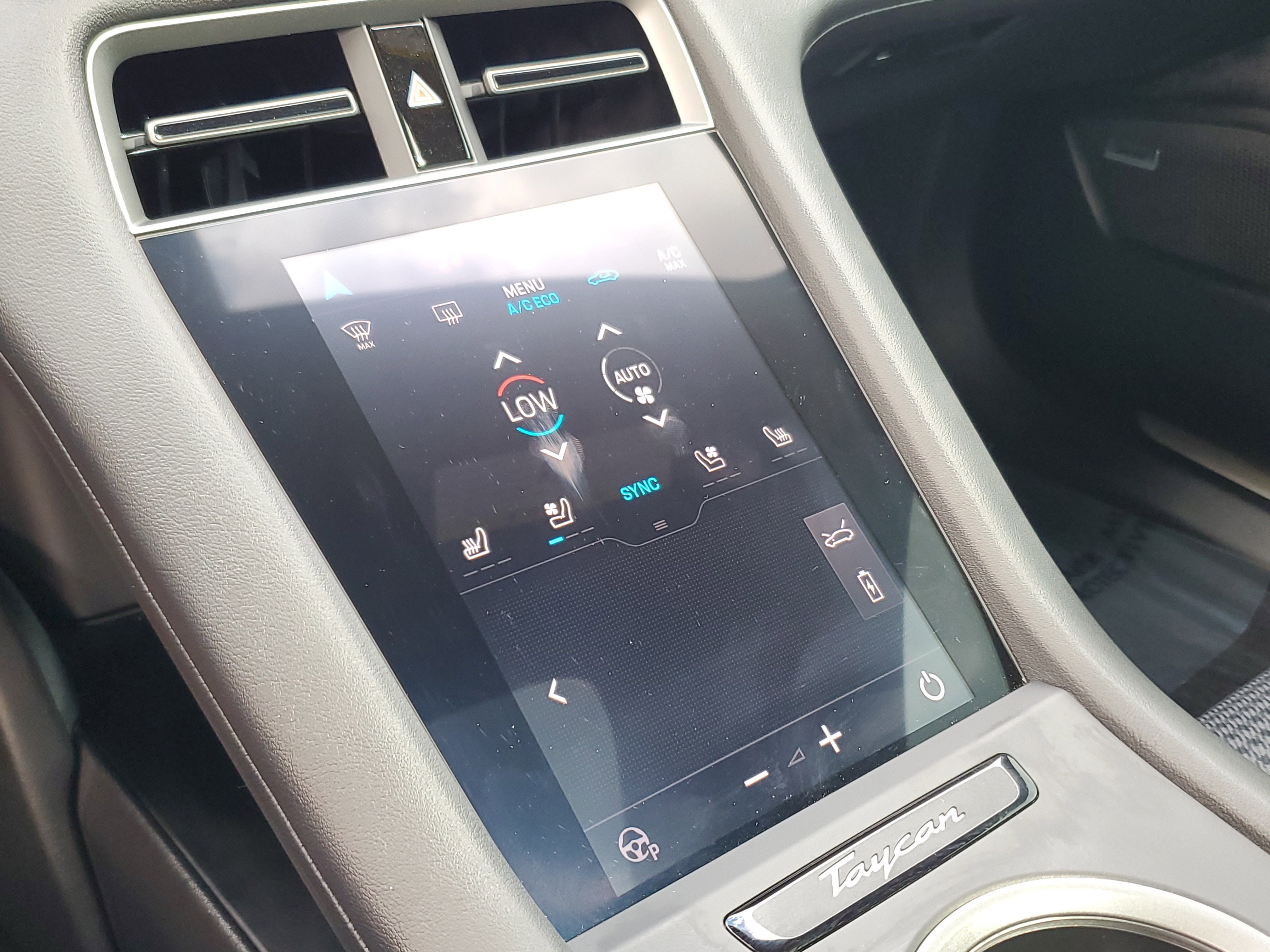 Used 2025 Porsche Taycan image 29