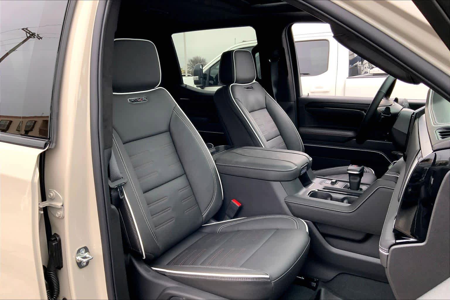 Used 2026 GMC Sierra 1500 AT4X AWD/4WD image 9