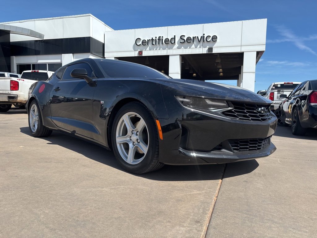 Used 2023 Chevrolet Camaro LT image 1