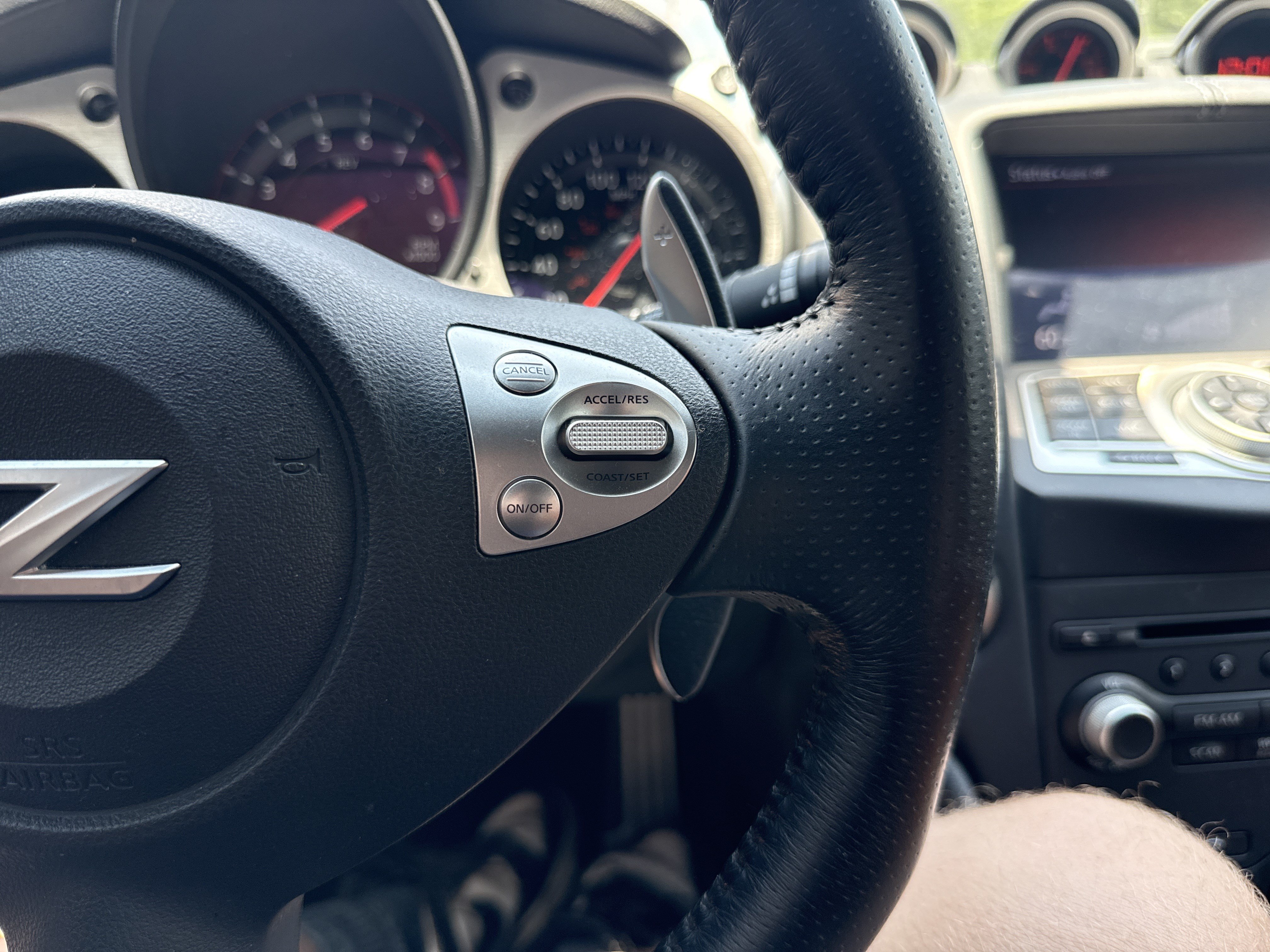 Used 2014 Nissan 370Z Touring w/ Sport Package RWD image 18