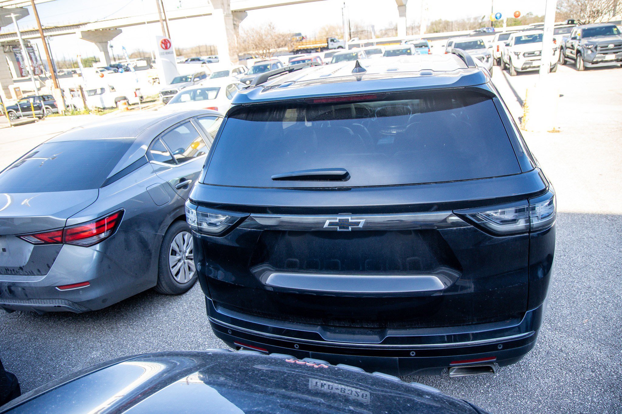 Used 2018 Chevrolet Traverse Premier w/ Redline Edition image 9