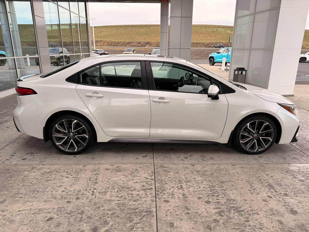 Used 2020 Toyota Corolla XSE image 10