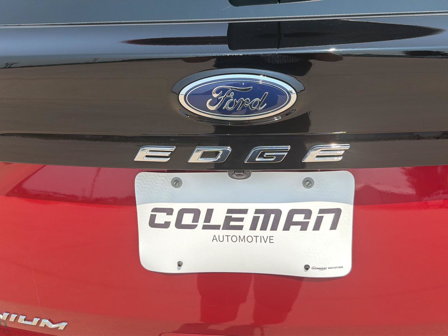Used 2022 Ford Edge Titanium w/ Class II Trailer Tow Package AWD/4WD image 34
