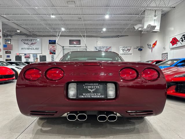 Used 2003 Chevrolet Corvette Coupe w/ Preferred Equipment Group RWD image 30