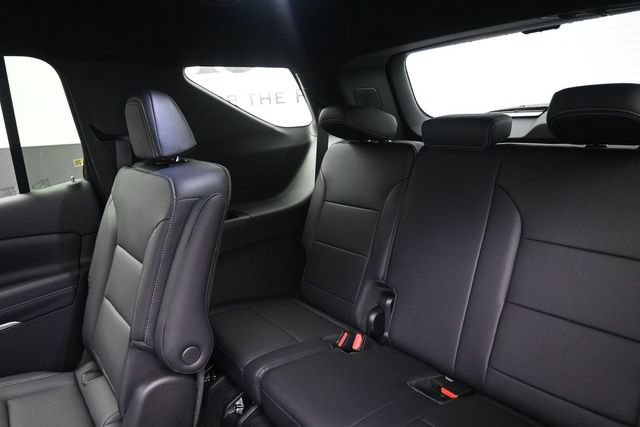 New 2026 Chevrolet Traverse LT w/ Driver Confidence Package FWD image 9