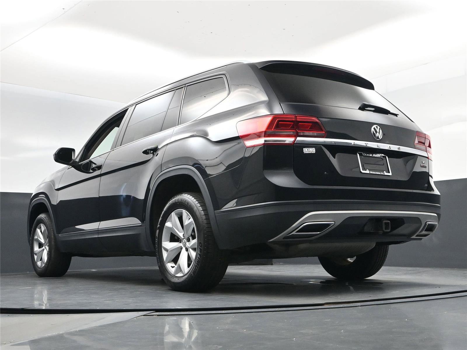 Used 2019 Volkswagen Atlas S w/ Towing Package image 12