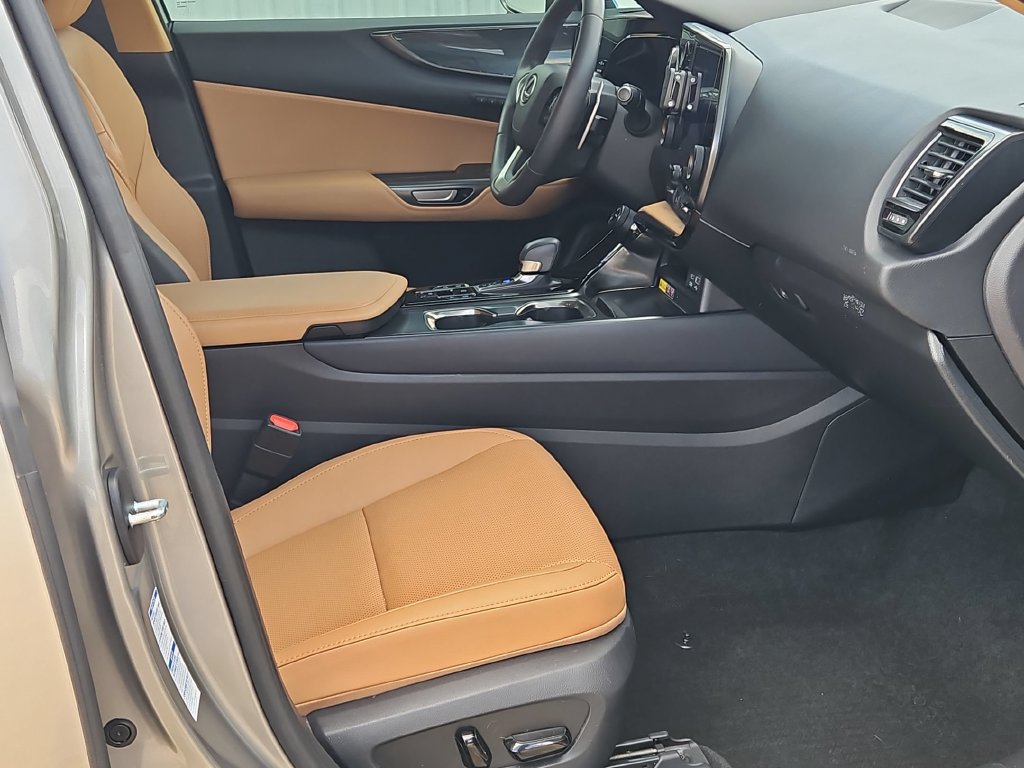 Used 2022 Lexus NX 350 AWD image 28