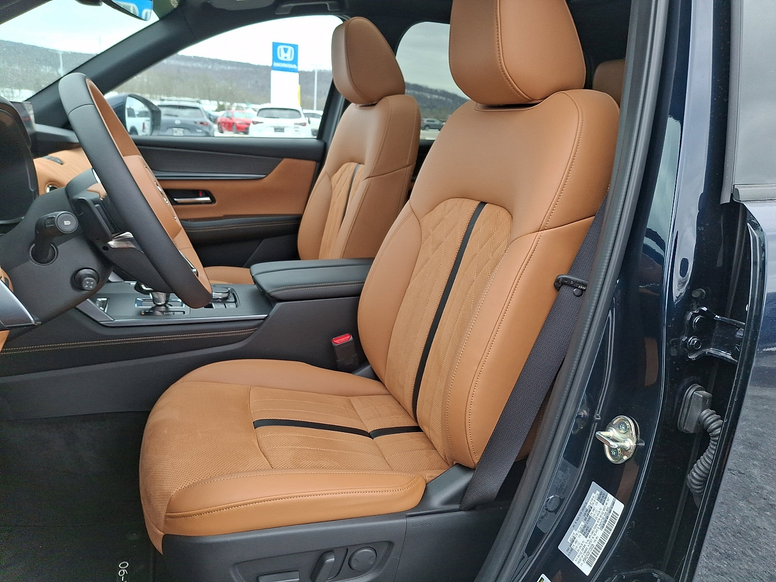 Used 2025 MAZDA CX-90 3.3 Turbo S w/ Premium Plus image 14