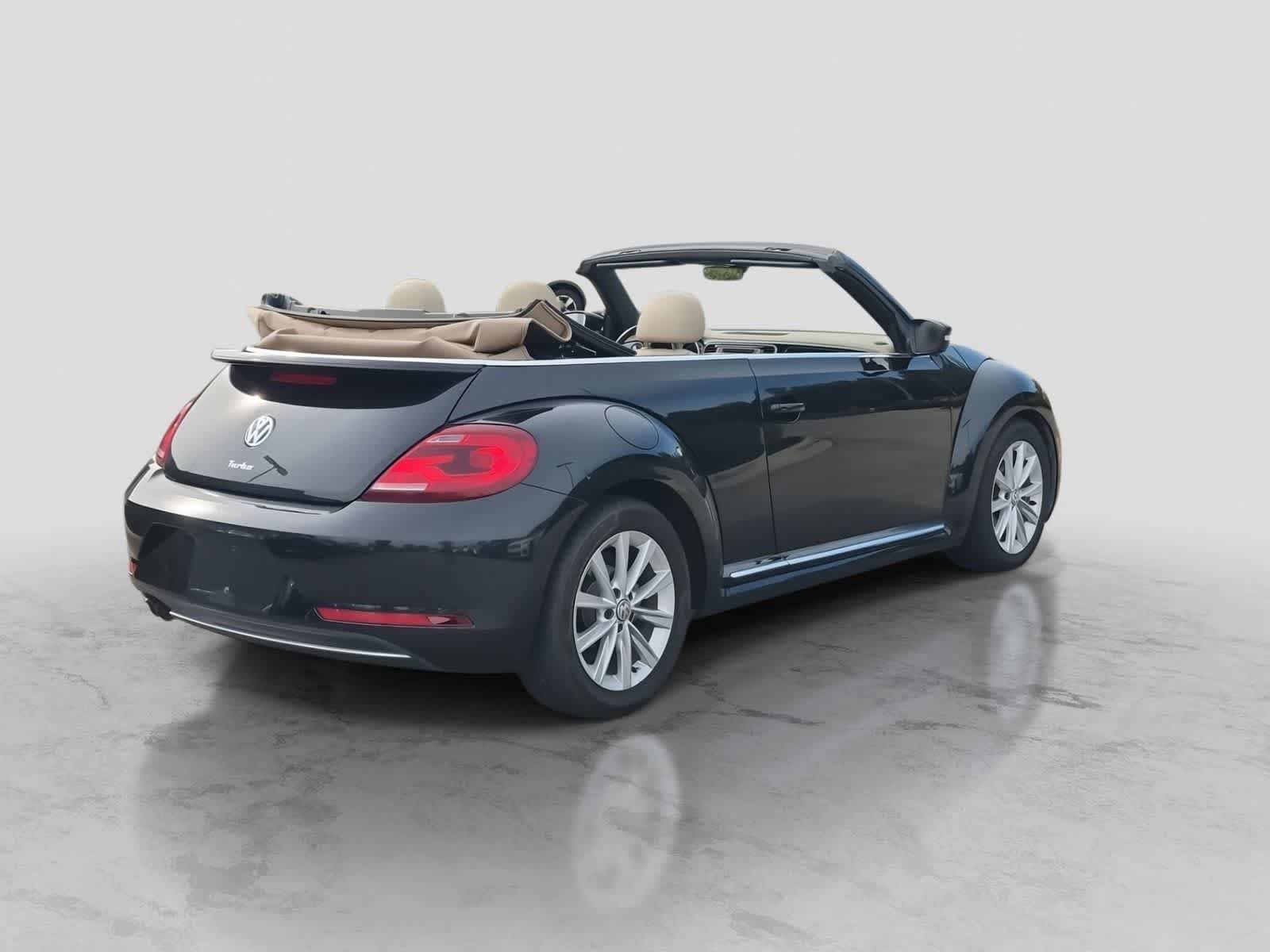 Used 2019 Volkswagen Beetle 2.0T SE FWD image 8