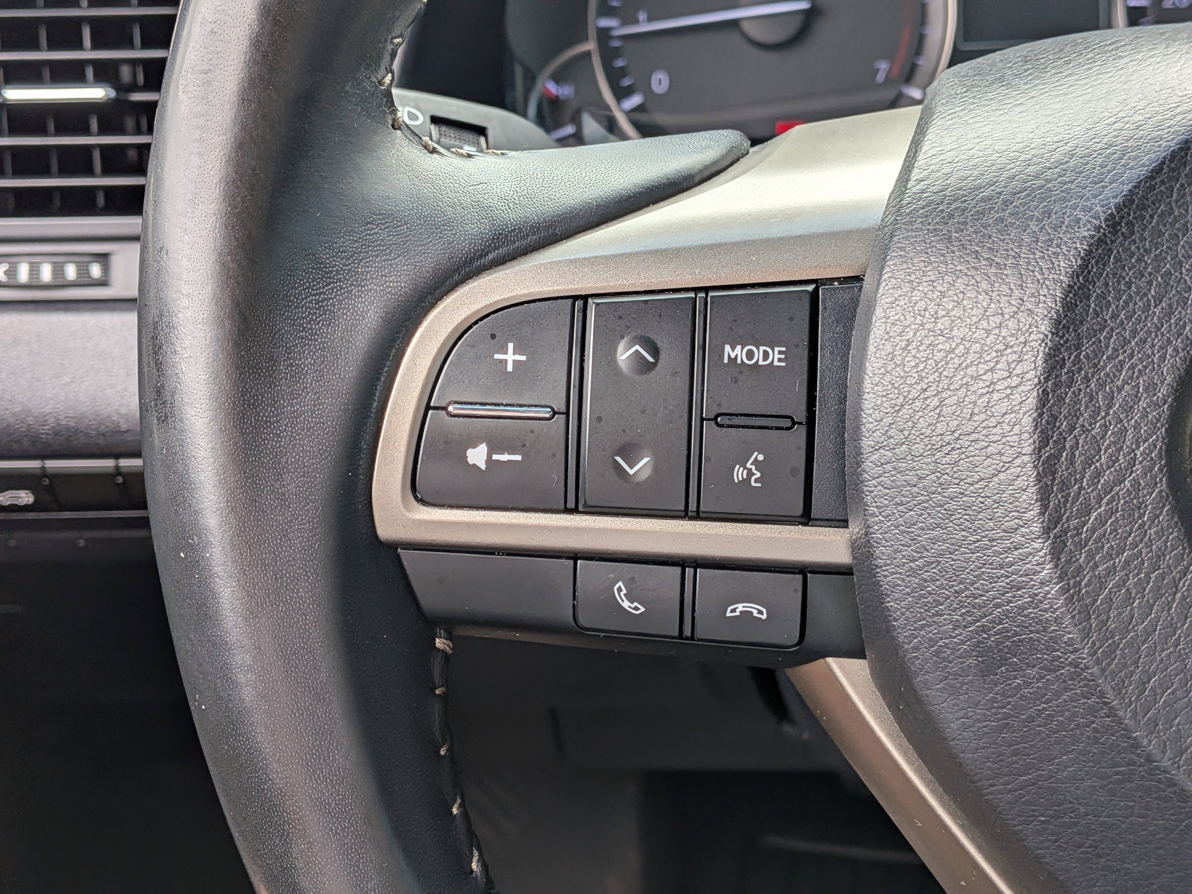 Used 2019 Lexus RX 350 FWD w/ Accessory Package image 25