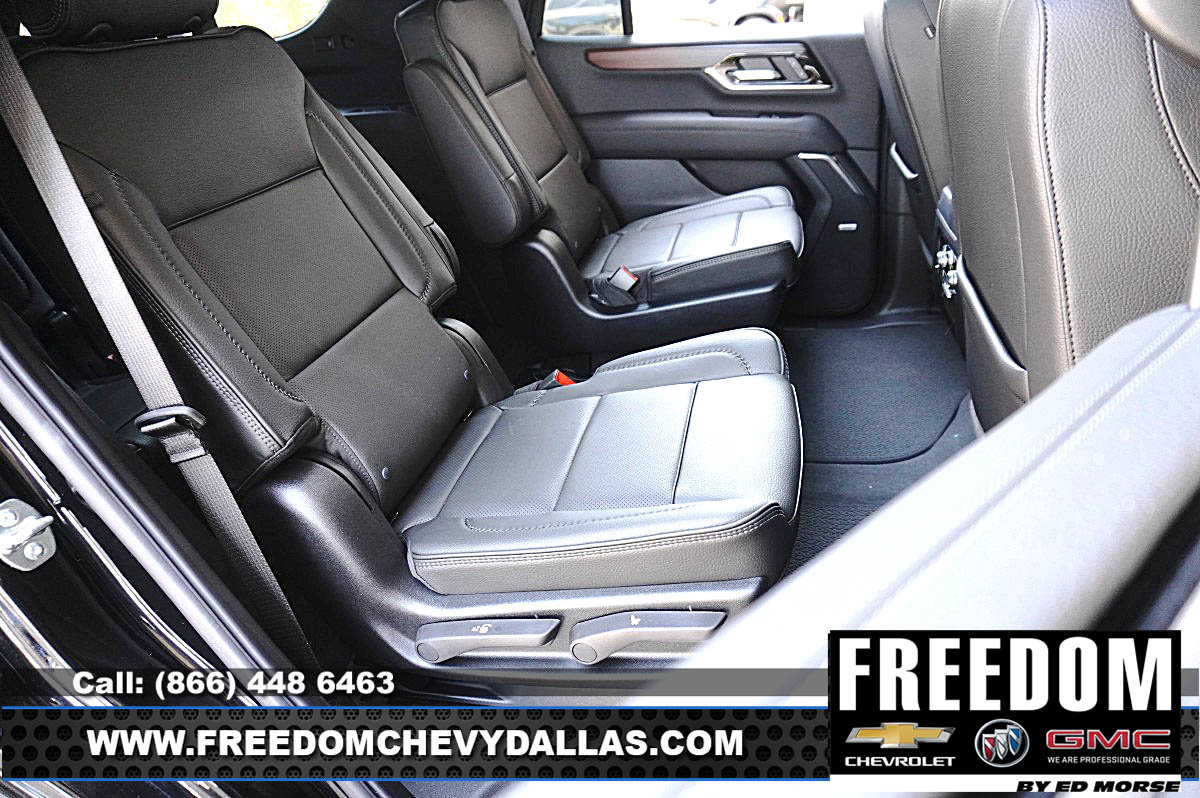 New 2026 GMC Yukon Denali w/ Sun & Power Step Package AWD/4WD image 17
