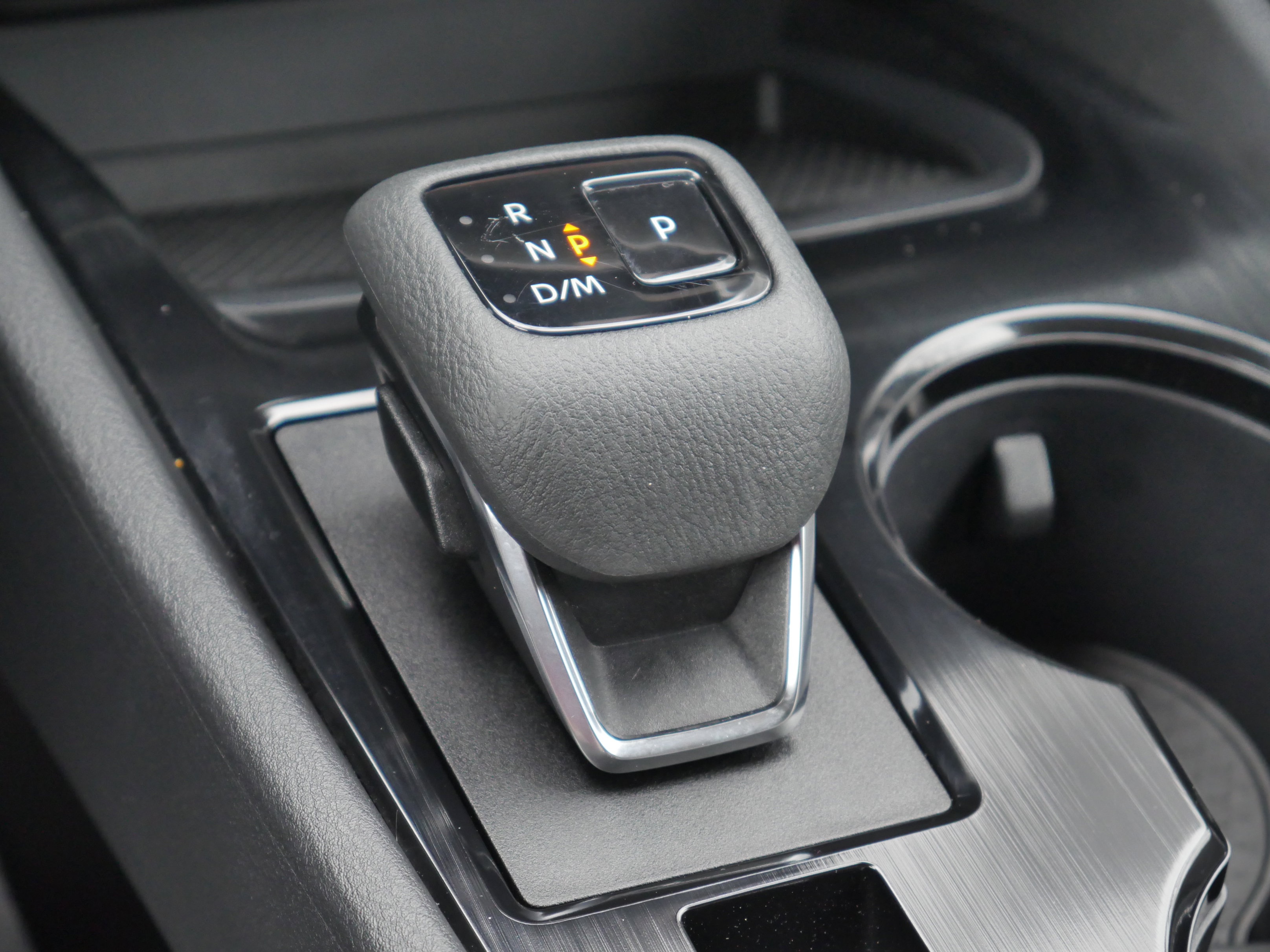 Certified 2022 Nissan Rogue SV image 19