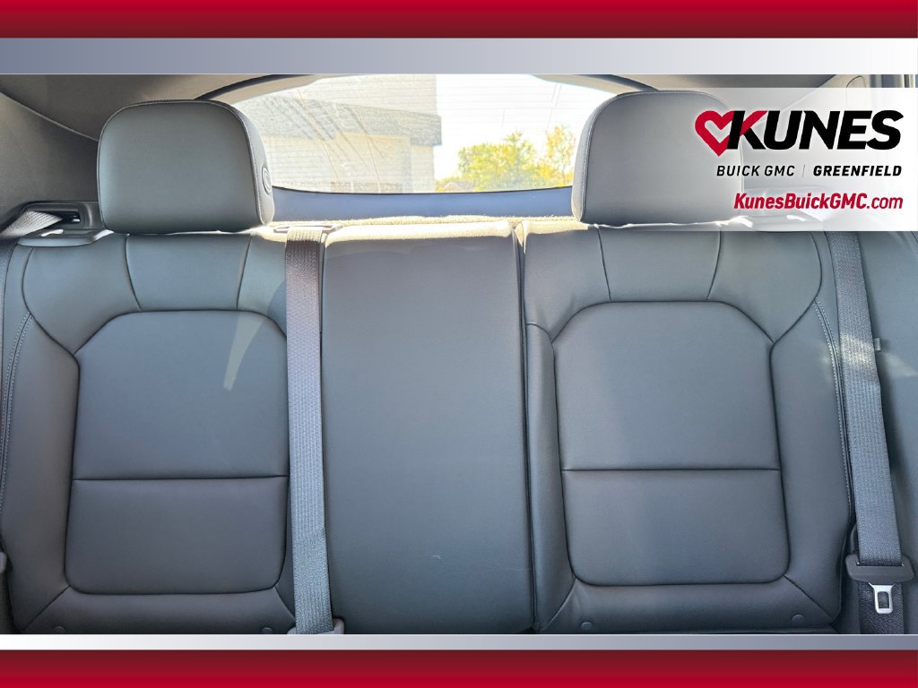 New 2026 Buick Envista Sport Touring w/ Convenience I Package FWD image 32