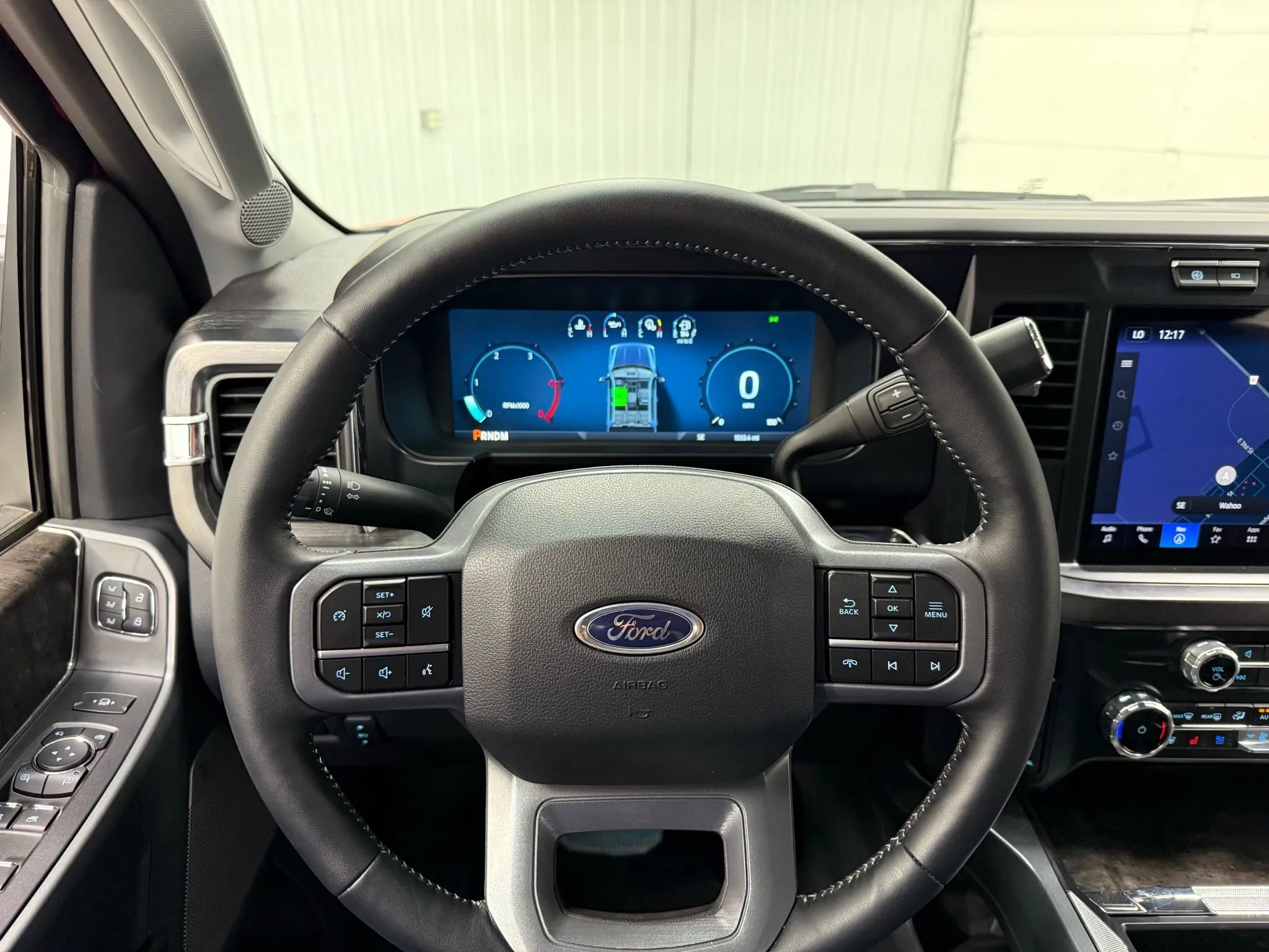 Used 2024 Ford F350 Lariat image 21