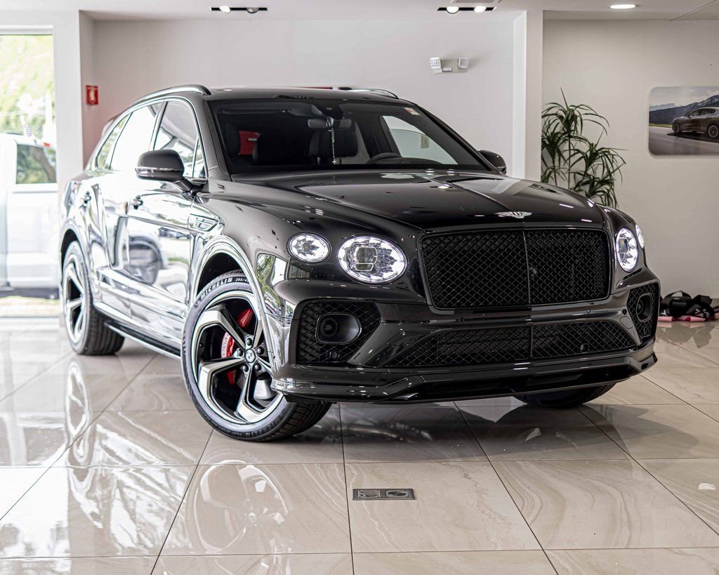 Used 2022 Bentley Bentayga image 6