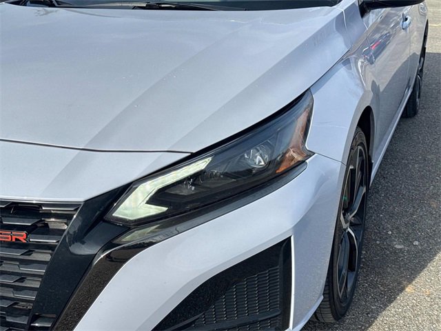 Used 2024 Nissan Altima 2.5 SR w/ SR Premium Package image 11