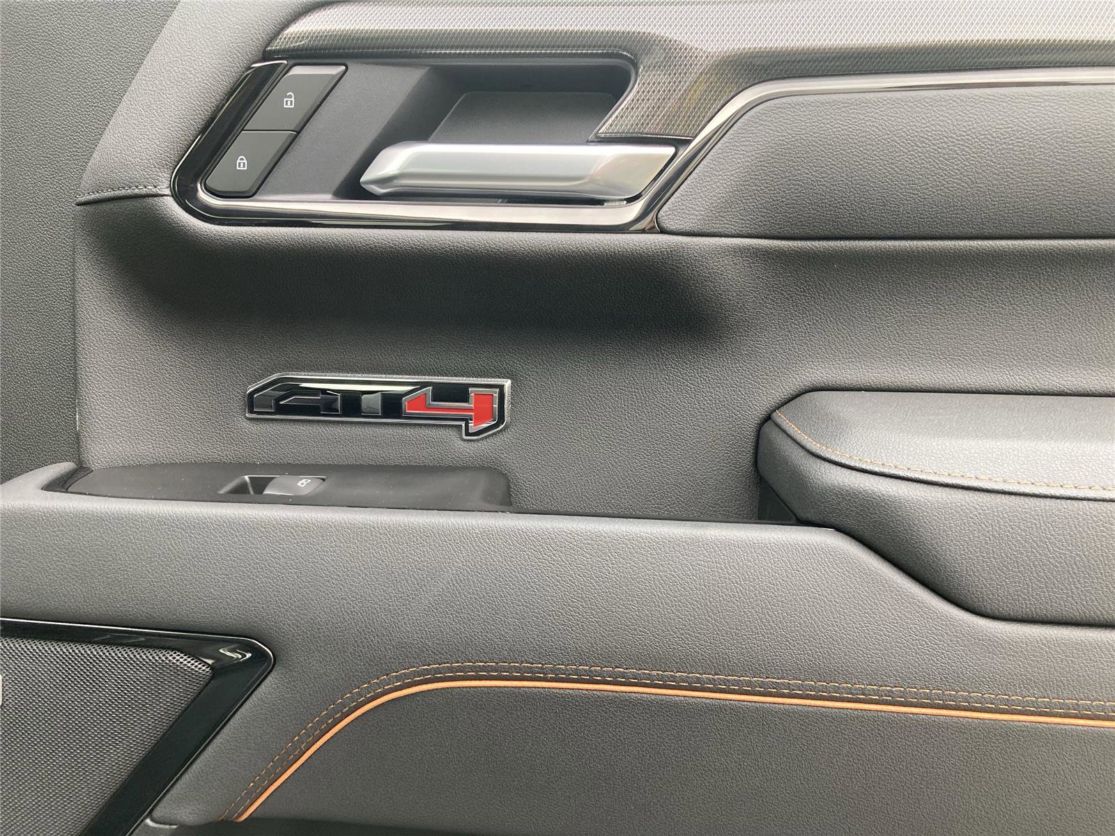 New 2026 GMC Sierra 1500 AT4 w/ AT4 Premium Package AWD/4WD image 34