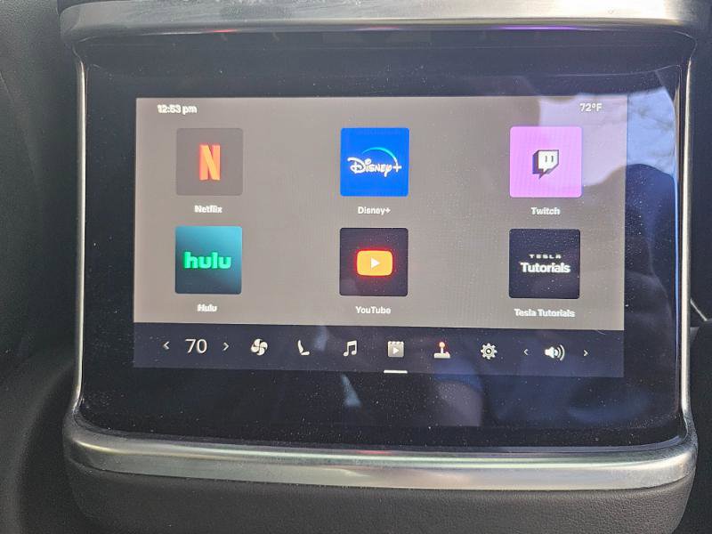 Used 2022 Tesla Model X image 61