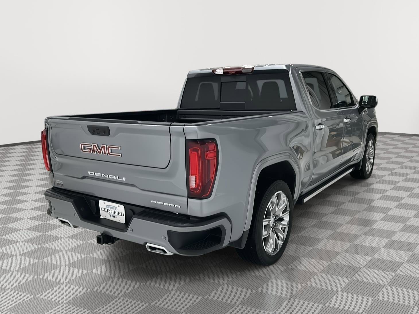 Used 2025 GMC Sierra 1500 Denali w/ Denali Reserve Package image 5