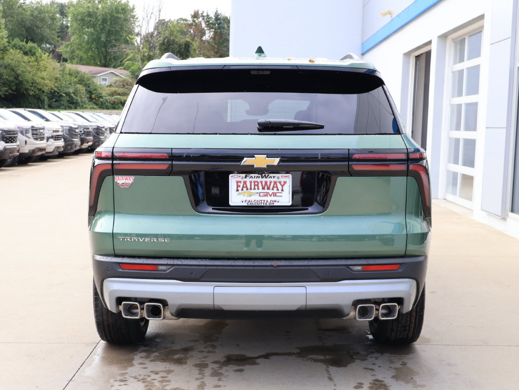 New 2027 Chevrolet Traverse LT w/ Driver Confidence Package FWD image 9