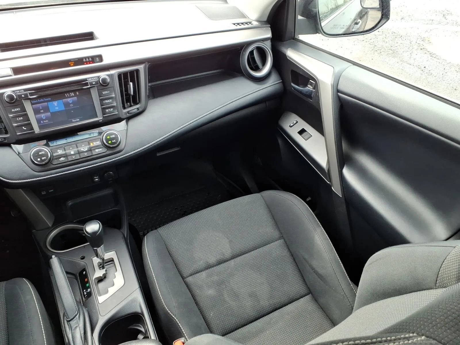 Used 2018 Toyota RAV4 XLE w/ All Weather Liner Package image 23