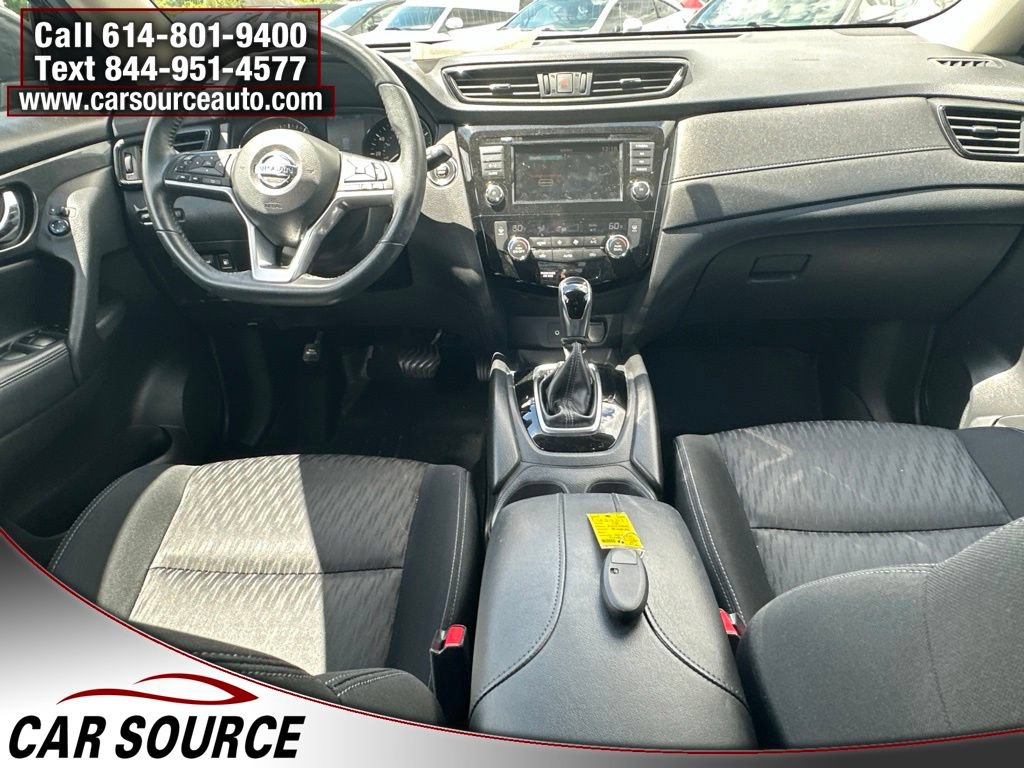 Used 2018 Nissan Rogue SV AWD/4WD image 12