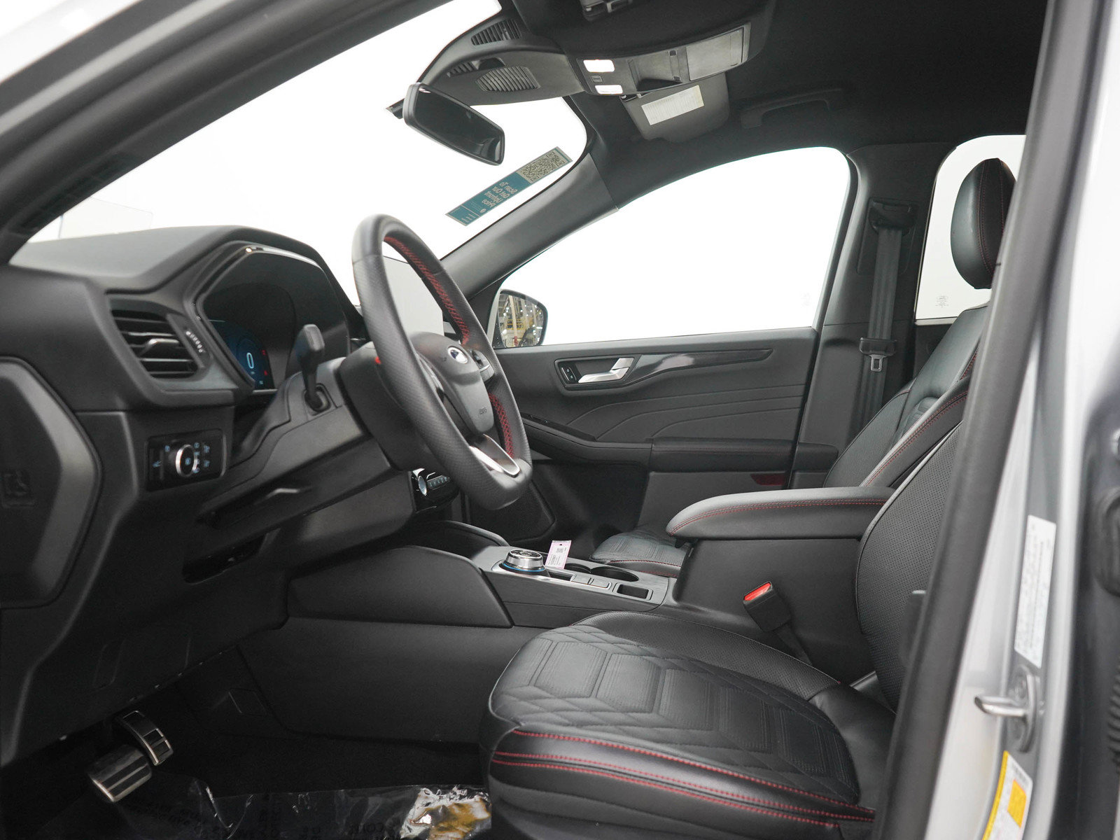 Used 2023 Ford Escape ST-Line Elite w/ Premium Technology Package AWD/4WD image 24