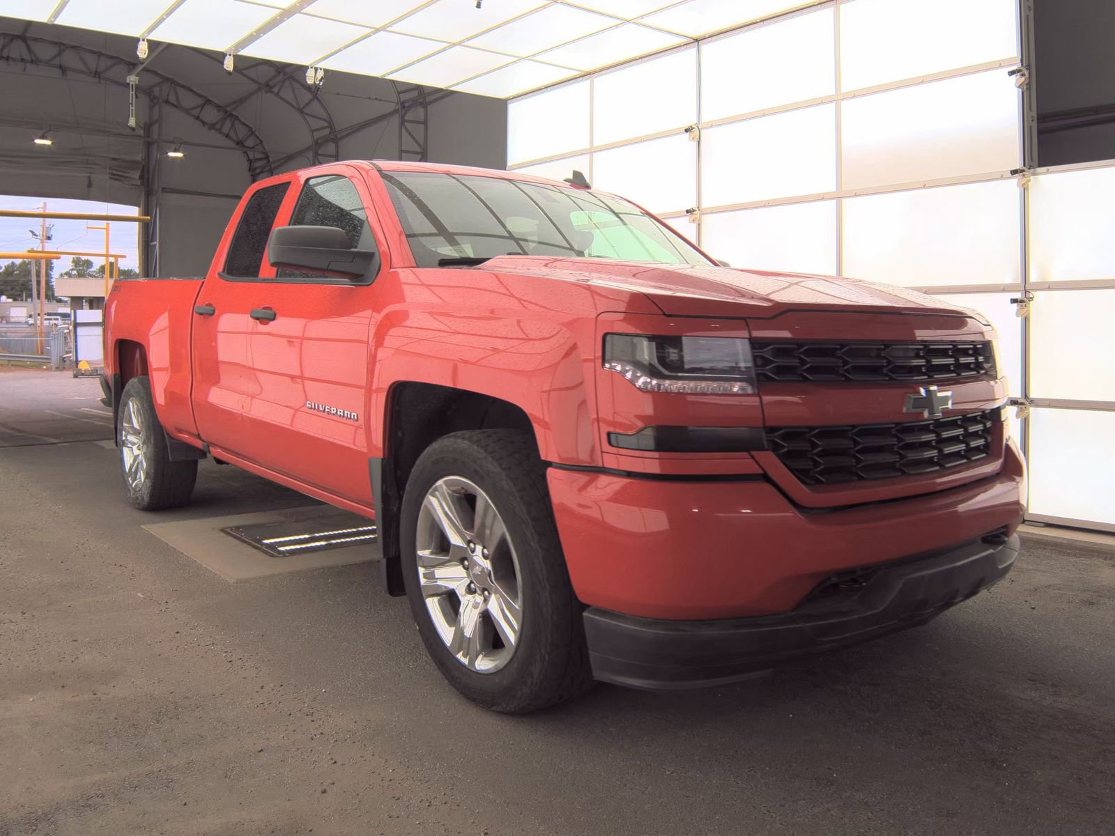 Used 2018 Chevrolet Silverado 1500 Custom w/ Custom Value Package AWD/4WD video 2