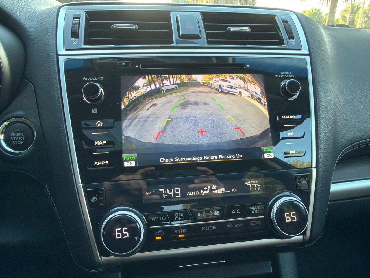 Used 2019 Subaru Outback 3.6R Touring AWD/4WD image 10