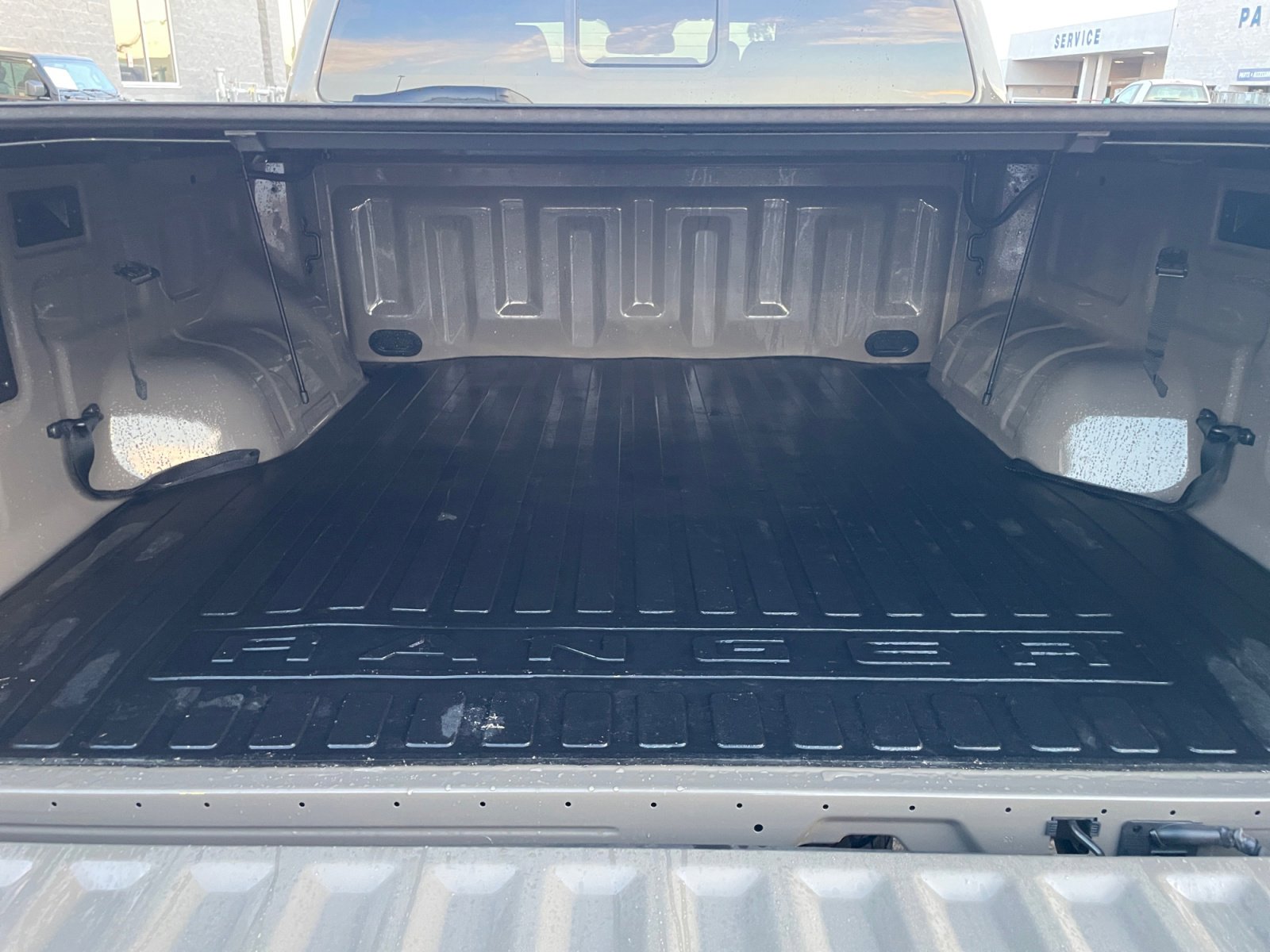 Used 2025 Ford Ranger Lariat w/ FX4 Off-Road Package AWD/4WD image 29