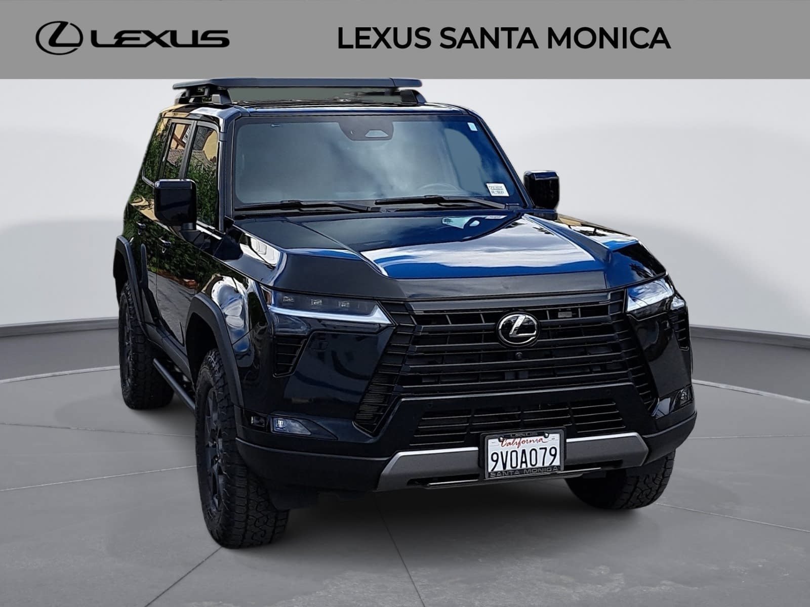 Used 2025 Lexus GX 550 w/ Accessory Package (32) AWD/4WD image 3