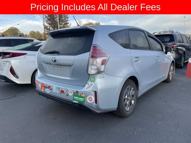 Used 2016 Toyota Prius V Three FWD image 9
