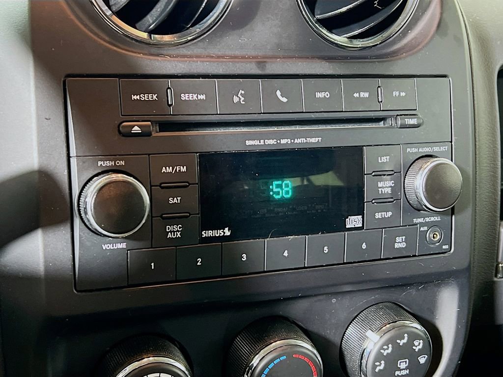 Used 2017 Jeep Patriot Sport image 13