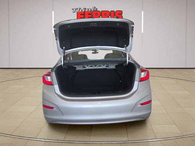 Used 2017 Chevrolet Cruze LS FWD image 9